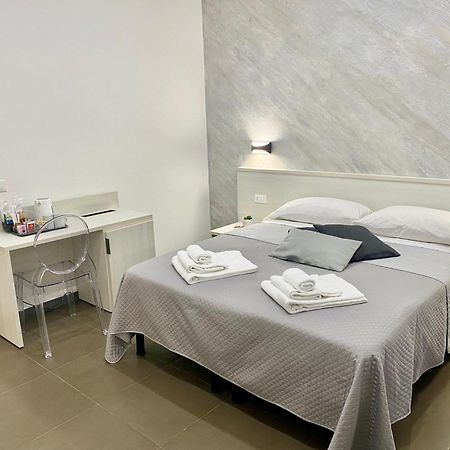 Auberge de jeunesse Legends à Rome Extérieur photo