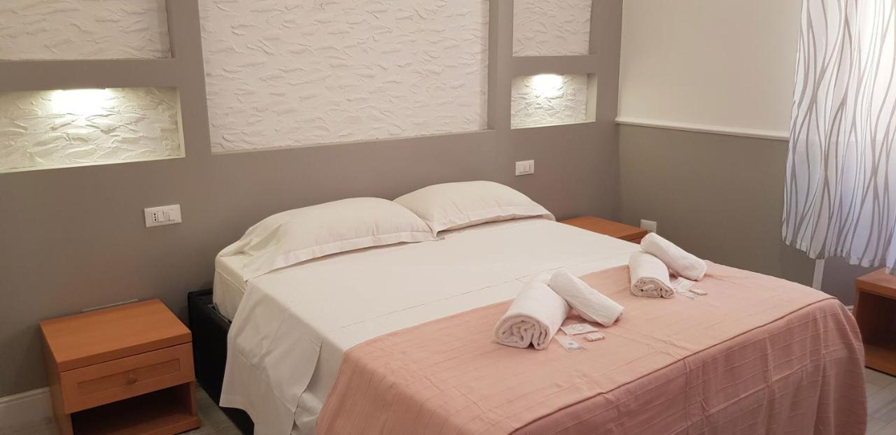 Auberge de jeunesse Legends à Rome Extérieur photo
