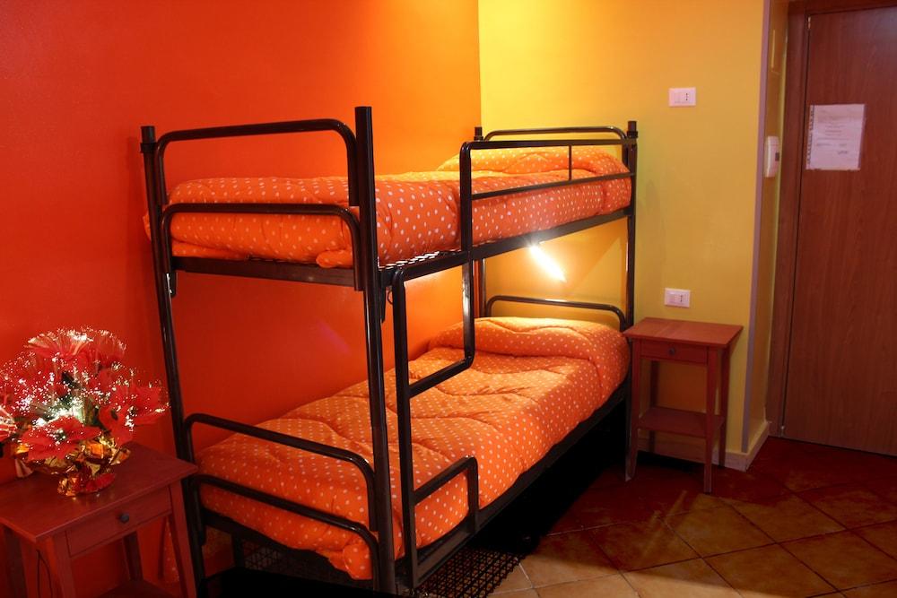 Auberge de jeunesse Legends à Rome Extérieur photo